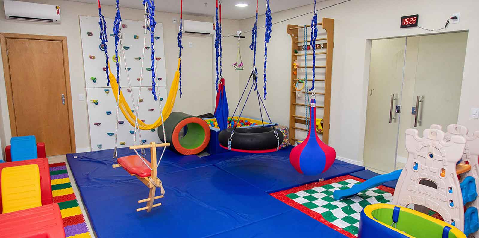 clinica-fundamento-ginasio-integracao-sensorial